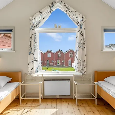 Arton - From The Sea By Interhome * Hadsund